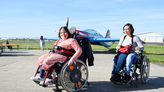 Flugtag in Egelsbach: Kinder mit Handicap heben ab
