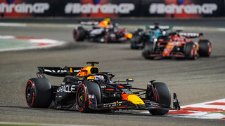 Formel 1-Auftakt in Bahrain: Verstappen feiert souveränen Sieg
