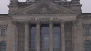 Winterwetter in Berlin: Reichstagskuppel ist geschlossen