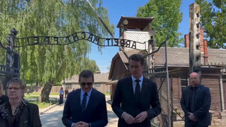 Erster Auschwitz-Besuch von Wüst – Kampf gegen das Vergessen