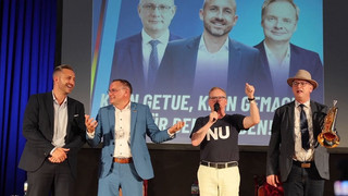 Bei Veranstaltung in Dessau-Roßlau: Chrupalla und Siegmund singen DDR-Hymne