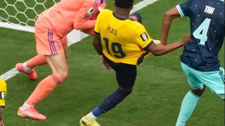 Neuer greift daneben, Ecuador jubelt: Heftiger Dämpfer nach Traumstart