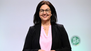 Heike Ullrich wird erste Generalsekretärin beim DFB
