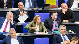 Bundestag: Höhere Strafen für pöbelnde Abgeordnete