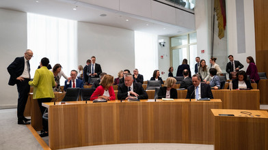 Große Koalition in Rheinland-Pfalz zieht erste Bilanz