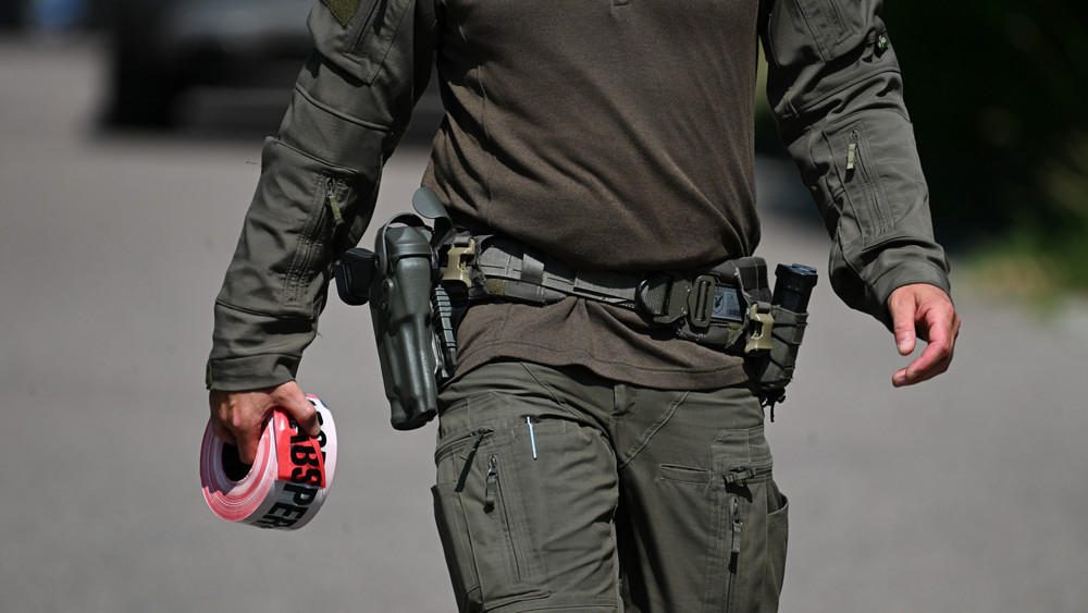Polizeibeamte durchsuchten in mehreren Bundesländern insgesamt 20 Objekte