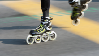 Auf Inlinern durch Fuldas Straßen: Skatenight startet