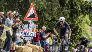 Red Bull Hill Chasers in Gelnhausen: Radrennen an super-steiler Straße