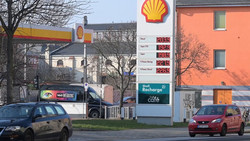 Sprit immer teurer - Preisbremse wird überwiegend abgelehnt