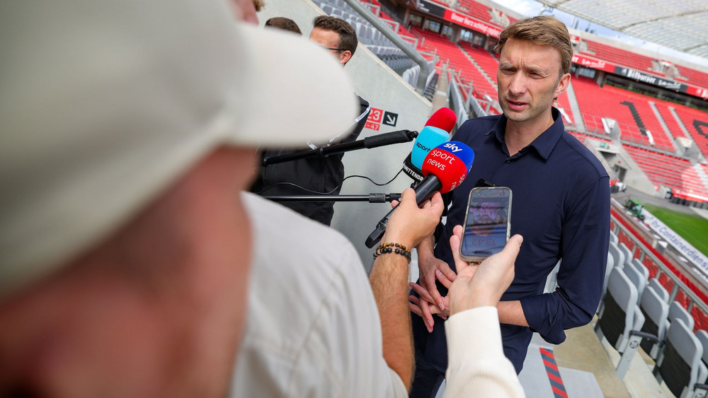 Bayer Leverkusen trennt sich von Trainer ten Hag