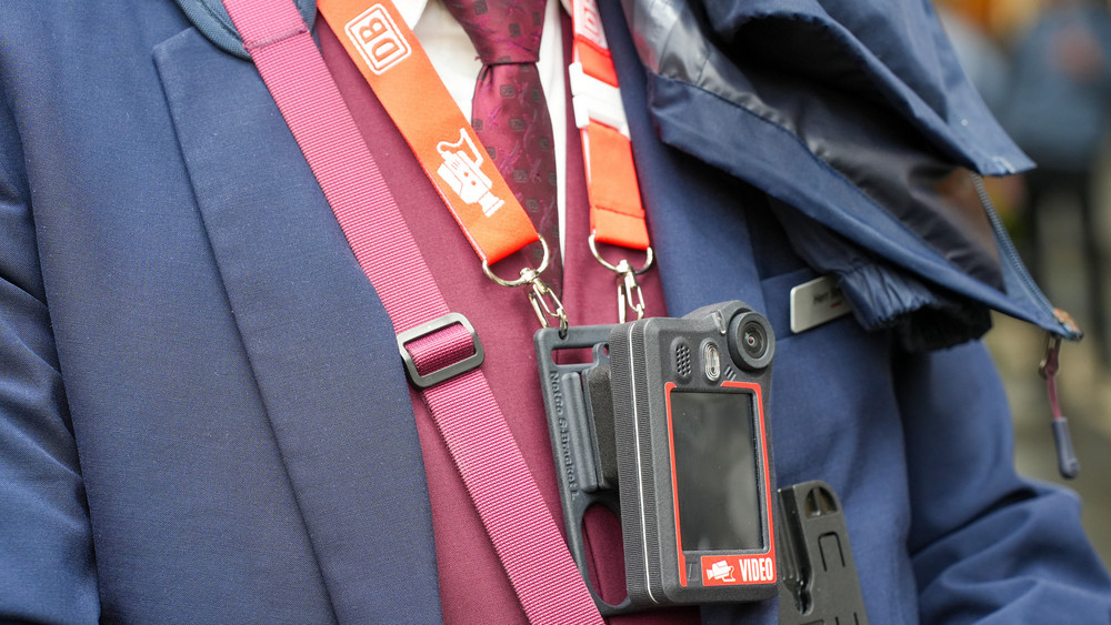 Einsatz von Bodycams bei den Kundenbetreuern bei der DB Regio.