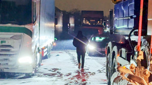 Schnee-Chaos sorgt für Mega-Stau