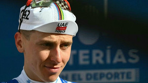 Vuelta: Pogacar nach Sturz ausgestiegen