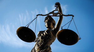 Todesfahrt am Rosenmontag: 40-Jähriger in Mannheim vor Gericht