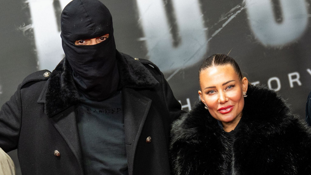 Haftbefehl (bürgerlich Aykut Anhan) und seine Frau Nina Anhan