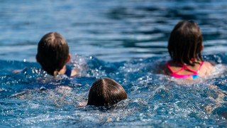 Seepferdchen-Aktion in Frankfurt: Günstige Schwimmkurse in den Ferien