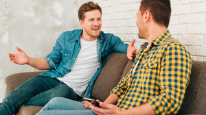 Wurde ich angelogen? Experte verrät wie du Mimik und Gestik deutest